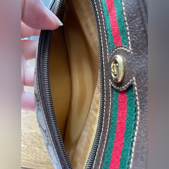 💕Vintage Gucci Crossbody - Picture 11 of 13